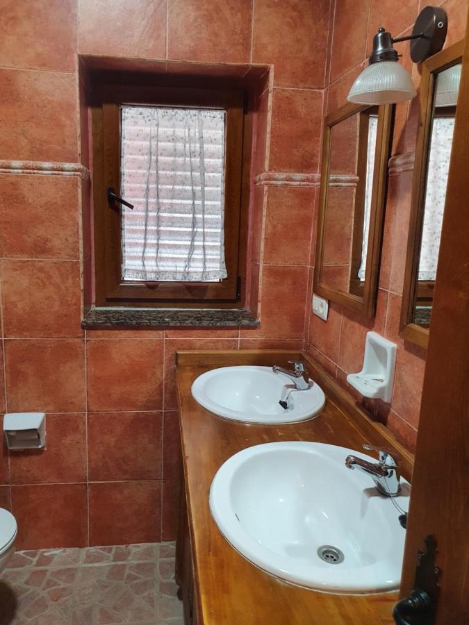 Casa Celedonio Appartement Cerredo Buitenkant foto